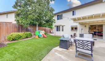 2125 Yankee Ct, Escondido, CA 92029