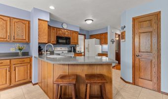 2521 E INGLEWOOD Pl, Appleton, WI 54915