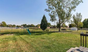 215 19th Ave SW, Altoona, IA 50009