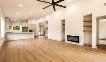 17 Nairn Ln, Bella Vista, AR 72715