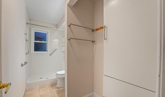 201 2nd Ave 4B, Belmar, NJ 07719