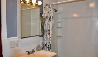 23 Mooney Dr, Alburgh, VT 05440