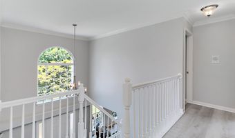 43820 LAUREL RIDGE Dr, Ashburn, VA 20147