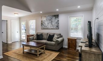 4046 White Oak Dr, Appling, GA 30802