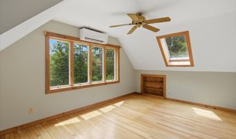 15 Polygraphic Ln, Bennington, VT 05257