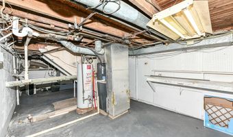 114 South St, Southport, IN 46227