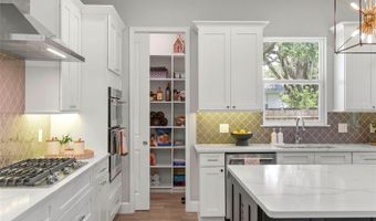 1438 W HARVARD St, Orlando, FL 32804