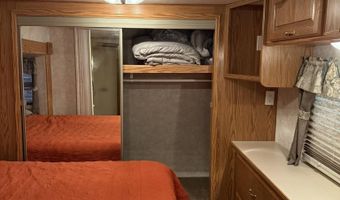 29 B St, Cascade, ID 83611