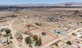 21588 Viento Rd, Apple Valley, CA 92308