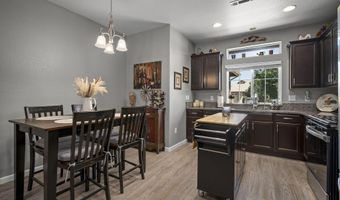2203 Windrow Dr, Fernley, NV 89408
