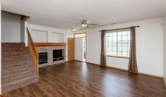 2815 Ashland Ct, Altoona, IA 50009