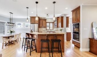 1523 N Patton Ave, Arlington Heights, IL 60004