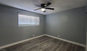 3240 N Michael Way 3, Las Vegas, NV 89108