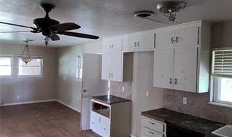 425 NW Oak Park Rd, Bartlesville, OK 74003
