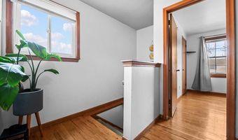 6716 Rosedale Blvd, Allen Park, MI 48101