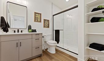 2043 S Makar Ln, Boise, ID 83706