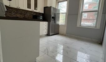 173 W 33RD St, Bayonne, NJ 07002