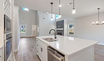 7002 SW Basswood Ave, Bentonville, AR 72713