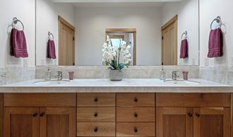 3352 NW Windwood Way, Bend, OR 97703