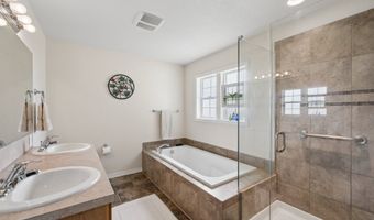 10124 WISEACRE Ln, Aurora, OR 97002