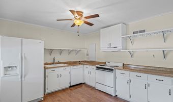 1447 Snow Lake Dr, Ashland, MS 38603