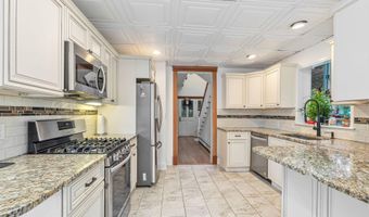 29 Grand Ave, Atlantic Highlands, NJ 07716