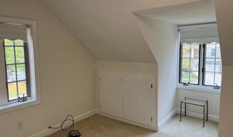 8904 GRANT St, Bethesda, MD 20817