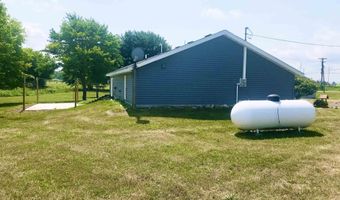 4996 N Alger Rd, Alma, MI 48801