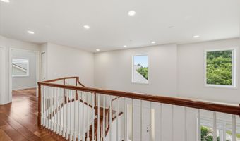 2243 Sun Valley Dr, Ann Arbor, MI 48108