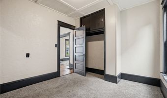 5231 Stark Ave, Ashtabula, OH 44004