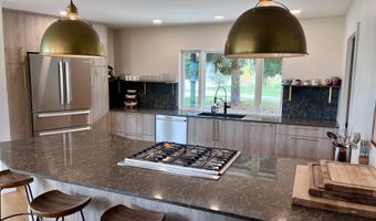 106 Chestnut Ln, Bellevue, ID 83313