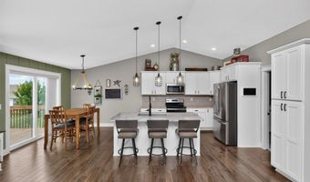 4116 NW Applewood St, Ankeny, IA 50023