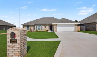 3320 Continental Ct, Altus, OK 73521
