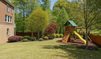 1695 Peyton Farm Dr, Alpharetta, GA 30004