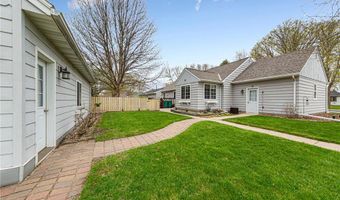 302 W Douglas St, Arlington, MN 55307