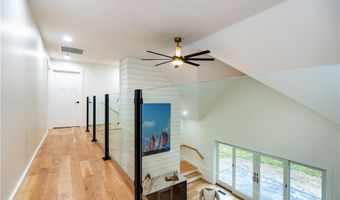 247 Glen Hill Dr, North Kingstown, RI 02874