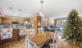 814 SE Uehlamar Dr, Ankeny, IA 50021