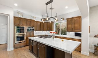 11680 EVERGREEN CREEK Ln, Las Vegas, NV 89135