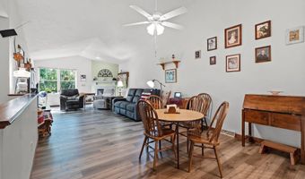 3303 E HEIDEMANN Dr, Appleton, WI 54915