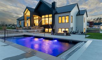 5044 Hickory Pointe Woods SE, Ada, MI 49301