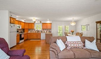108 Lock Ln, Alum Creek, WV 25003