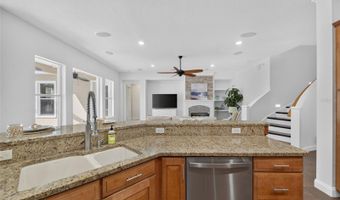 824 ISLEBAY Dr, Apollo Beach, FL 33572