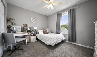 43 Burroughs Dr, Ashville, OH 43103