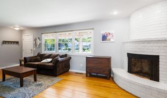 3464 Wallace Rd, Santa Rosa, CA 95404