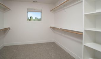 20607 SE Boer Pl, Bend, OR 97702