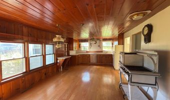 1504 S State, Applegate, MI 48401