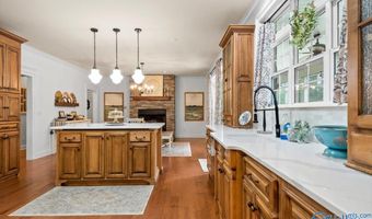 162 Allison Rd, Albertville, AL 35950