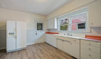 657 FLORENCE Ave, Astoria, OR 97103