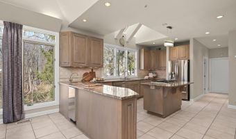 1 LAKE POTOMAC Ct, Potomac, MD 20854