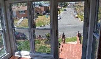425 KENNEDY St NE, Washington, DC 20011